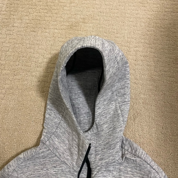 Lululemon long jacket size 2 - Picture 2 of 3